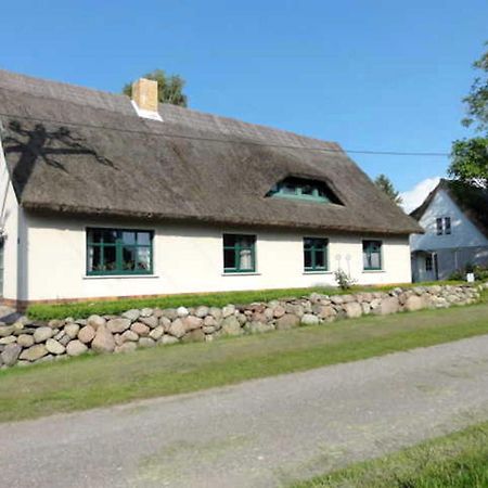 Reetdachhaus "Landhaus Ulrich" Lubkow Exterior foto